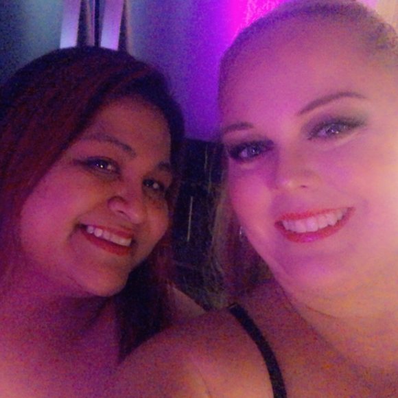 Meet your Posher, Caroline - Picture 1 of 1